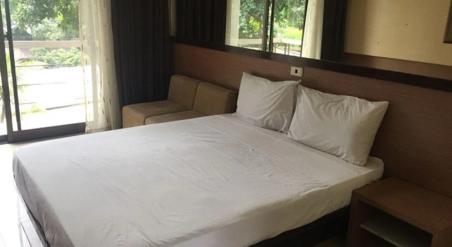 Abesan Inn, Rezerwuj Hotel Hotele w Ilocos Region z parkingiem, Parking
