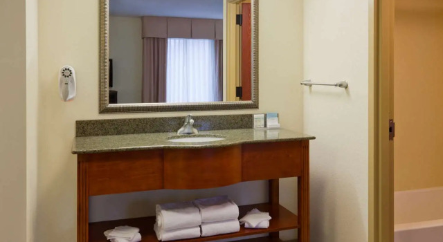 Студия Hampton Inn & Suites Lino Lakes