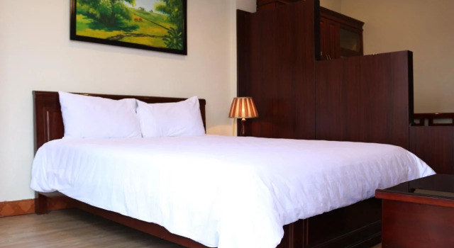 Apec 1 Hotel, Забронировать Отель Бадинь Ханой