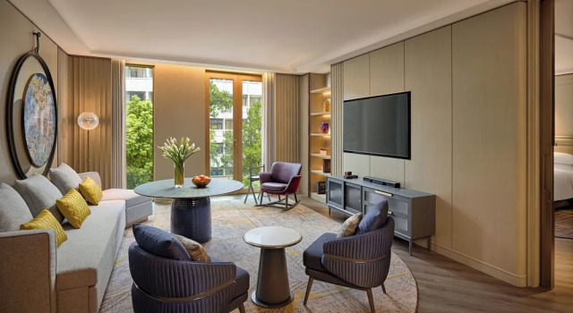 Клубный люкс c 1 комнатой Fairmont Hanoi