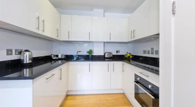 Номер Standard Цокольный этаж c 1 комнатой Red Lion Court by City2Stay