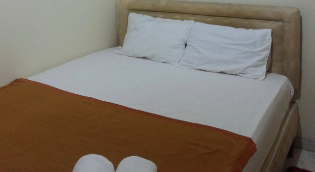 Indo Guesthouse, Book Hotel Hotels in Jakarta Province with Parking, Parking
