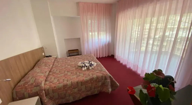 Park Hotel Bozzi, Забронировать Отель Априка Valtellina, рядом с Бугельный подъёмник Квадри (нижняя станция)