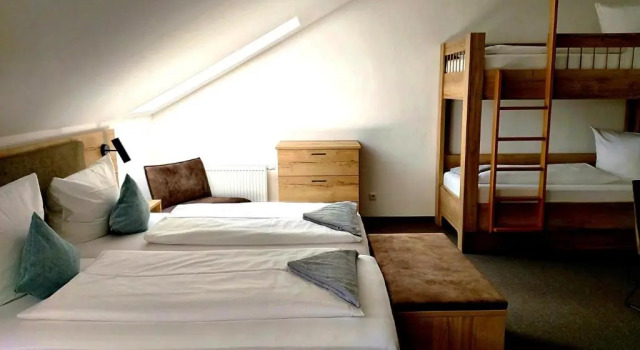 Четырёхместный номер Standard Hotel Schaider