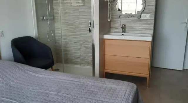 Cap d' Agde Naturiste Héliopolis D11, Book Hotel Agde Canal du Midi