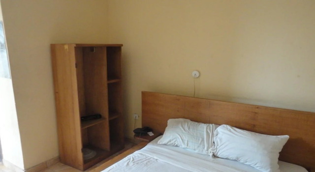 Wuraola Guest Inn, Book Pension Gæstehuse i Ogun, Pension
