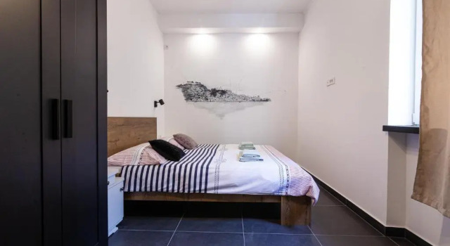 Andriana House, Забронировать Дом для отпуска Коттеджи Шибеник, рядом с Sibenik Town Museum, Коттедж