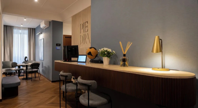 Boutique Hotel Piedra Rome City Centre, Забронировать Бутик-отель Отели Рима с завтраком, рядом с Собор Святого Петра, Завтраки