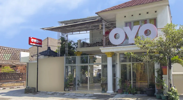 Oyo 653 Ki Agung Prestise 2, Book Hotel Hotels in Sedayu with Parking, Parking
