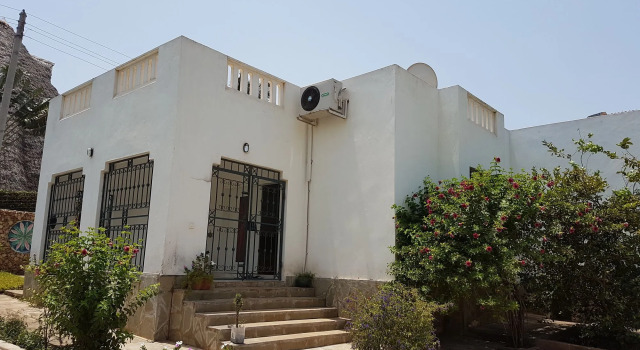 Queens Chateau Boutique Villa, Varaa Boutique-hotelli Hotellit Coast Region uima-altaalla, Uima-allas