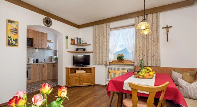 Haus Inntalblick, Rezervasyon Otel Kaunerberg Kaunertal Area