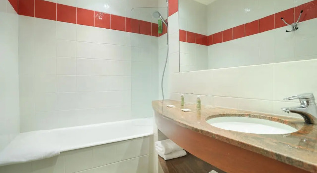 Номер Superior Hotel Concortel Paris