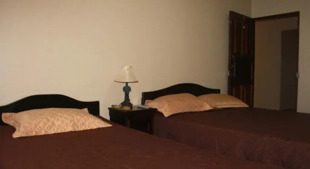 Трёхместный номер Standard Hotel Santa Maria Inn