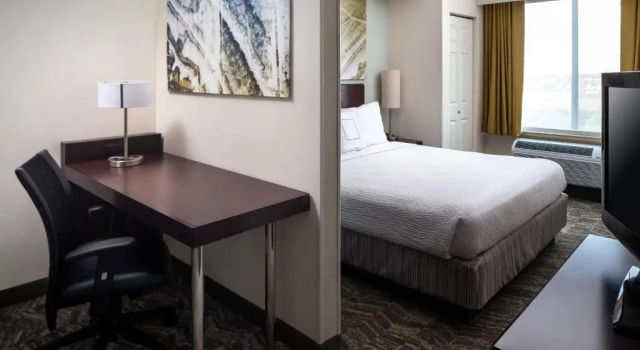 Люкс SpringHill Suites Bakersfield