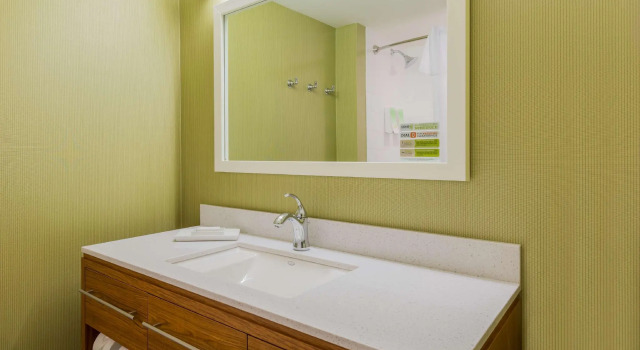 Четырёхместная студия Home2 Suites by Hilton Buffalo Airport/ Galleria Mall