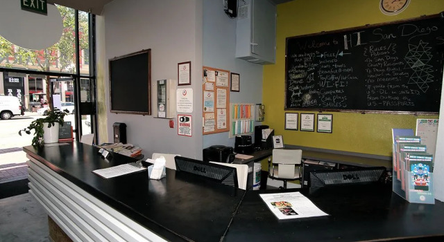 HI San Diego Downtown Hostel, Забронировать Хостел Хостелы Сан-Диего - центра городов, Хостел