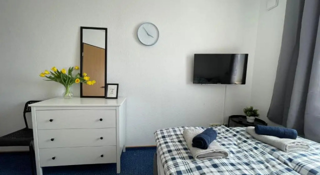 Stillvolles Zimmer für 2 Personen mit eigenem Bad, Забронировать Гостевой дом Гостевые дома Вольфсбург, Гостевой дом