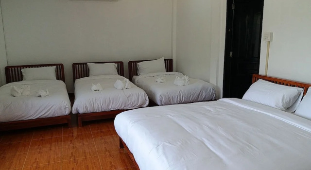 Номер Standard с балконом и с видом на реку VANG VIENG SCK guesthouse