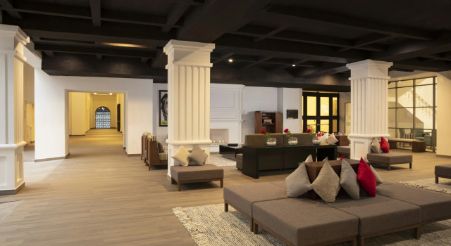DoubleTree by Hilton Toluca, Rezerwuj Hotel Hotele w Toluca z parkingiem, Parking