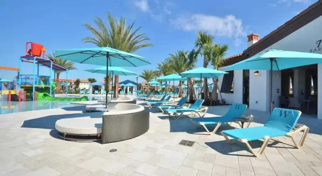 Sleeps 20! Resort Home Near Disney, Pool+game Room Twice-as-nice by Avantstay