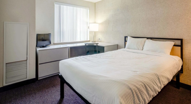 Residence & Conference Centre - Niagara-on-the-Lake
