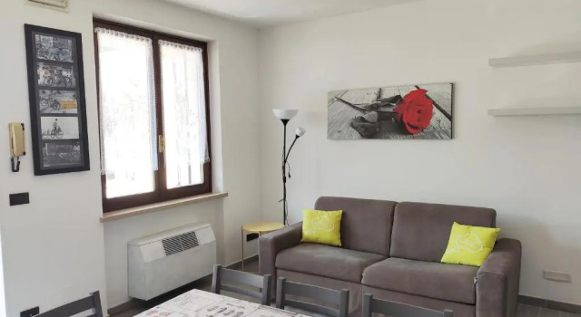 Le Giare Apartments Garda, Prenota Appartamento Hotel a Veneto con piscina, Piscina