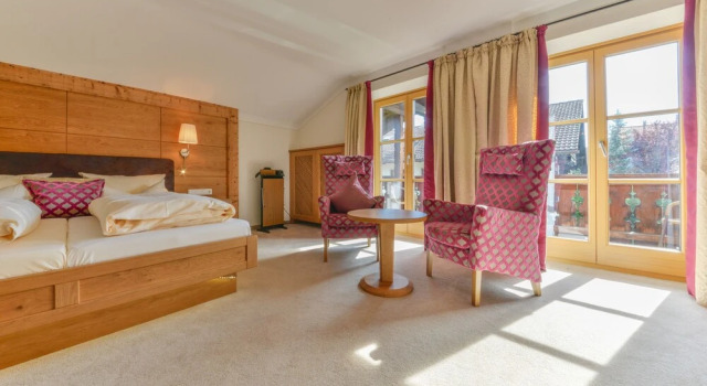 Четырёхместный семейный номер Standard с видом на внутренний двор Posthotel Hofherr