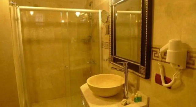Номер Standard King Cave Hotel by Traveller's