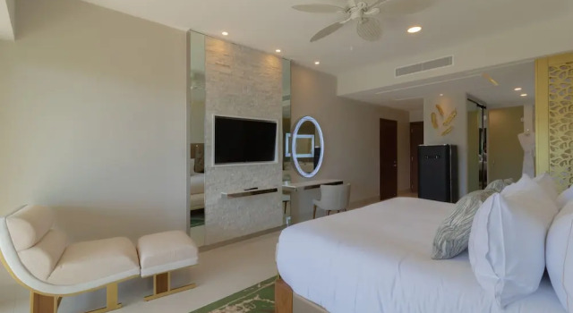 Двухместный полулюкс Garza Blanca Resort & Spa Los Cabos