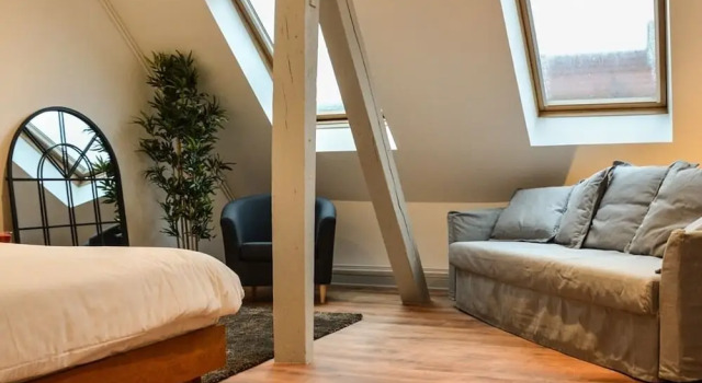 Homely-touch, Забронировать Отель Страсбург Strasbourg Eurometropole, рядом с Церковь Св. Мадлен