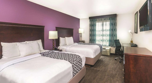 Четырёхместный номер Standard La Quinta by Wyndham Rome
