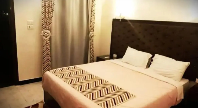 Dolphin Continental Hotel, Boek Hotel Quseir 