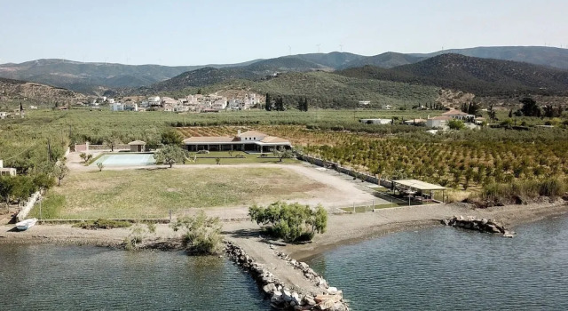 Вилла OpenSea Villa
