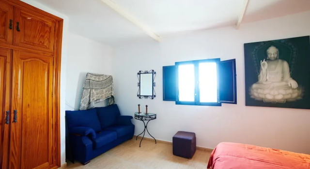 Derecha del Roque overlooking the Sea, Book Hotel Hoteller i Moya med parkering, Parkering