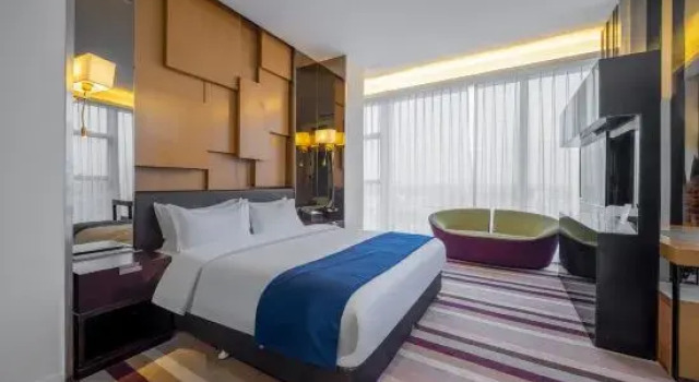 Люкс Kinghood Hotel