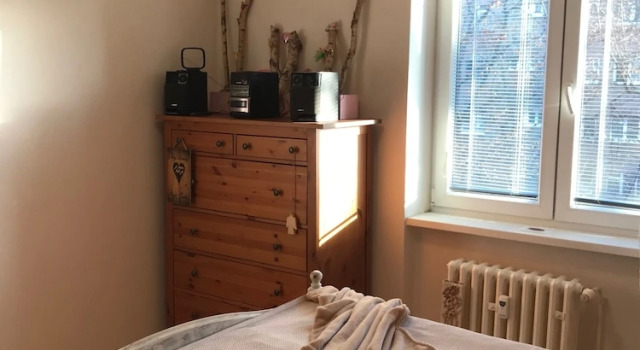 Lovely And Freshly Renovated Apartment In Praha 10, Reservar Apartamento Praga República Checa, perto de Shooting Range Prague