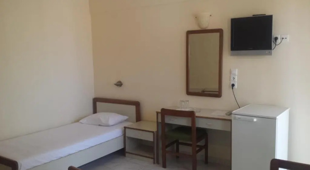 Номер Standard Ionis Hotel