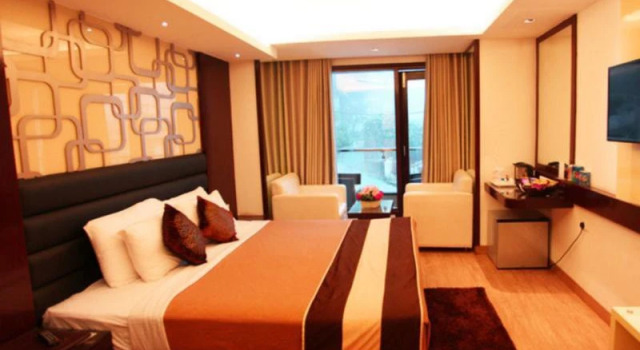 Red Leaf Hotel, Rezervovat Hotel Mussoorie Uttarakhand