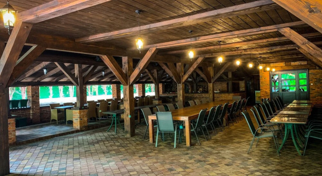 Hotel RED, Buchen Sie Hotel Ostrowiec Świętokrzyski 