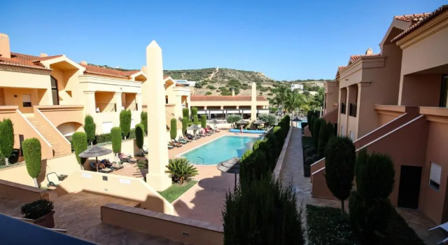 Апартаменты LUXURY APARTMENT - T1 vue sur piscine - PRAIA DA LUZ