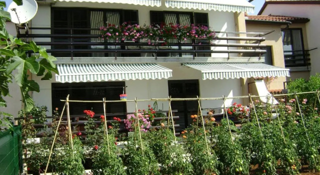 Huoneisto Dany Apartments
