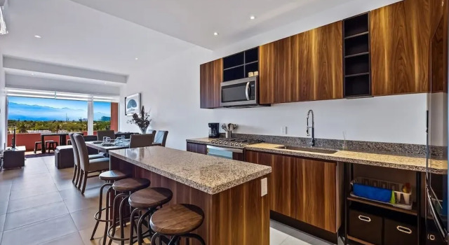 Апартаменты Equipped 3BR House - Pool - Gym - 5 min to Beach