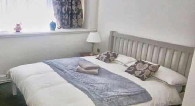 The Barley Mow, Boek Hotel Penllyn 