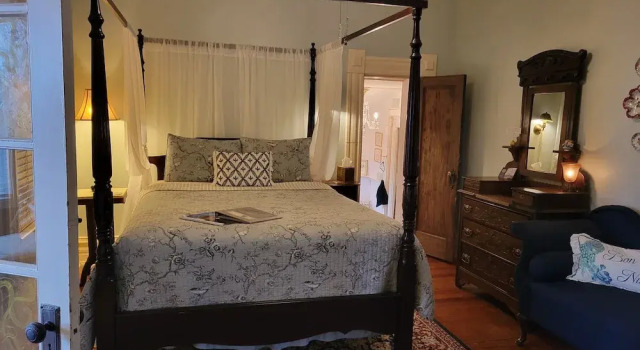 Люкс 1890 Williams House Inn