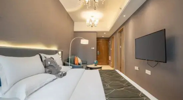Семейный люкс Yingke Song Hotel (Jinan Wanhong Square Branch)