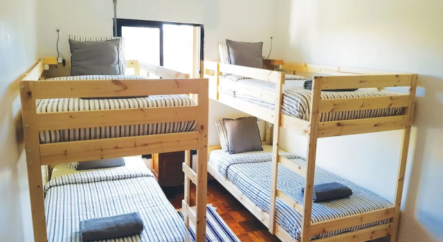 Кровать в общем номере Pantanal Hostels