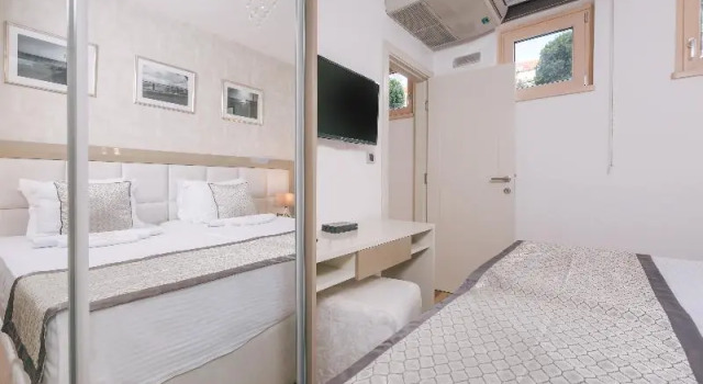 Люкс Deluxe Boutique Hotel Villa Royal