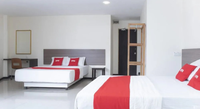 OYO 90251 Hotel Malaysia, Rezerwuj Hotel Hotele w Sarawak z parkingiem, Parking