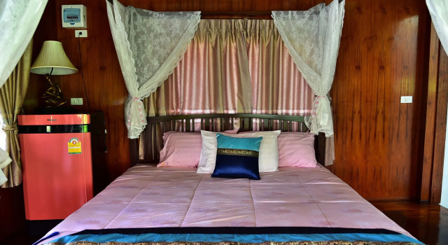 Thai House Resort, Забронировать Курортный отель Пранбури провинция Прачуапкхирикхан