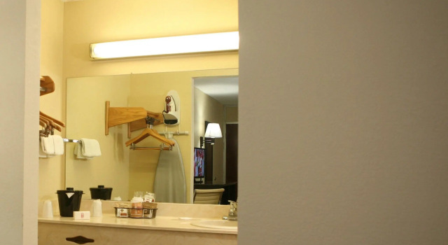 Номер Superior Red Roof Inn & Suites Cave City